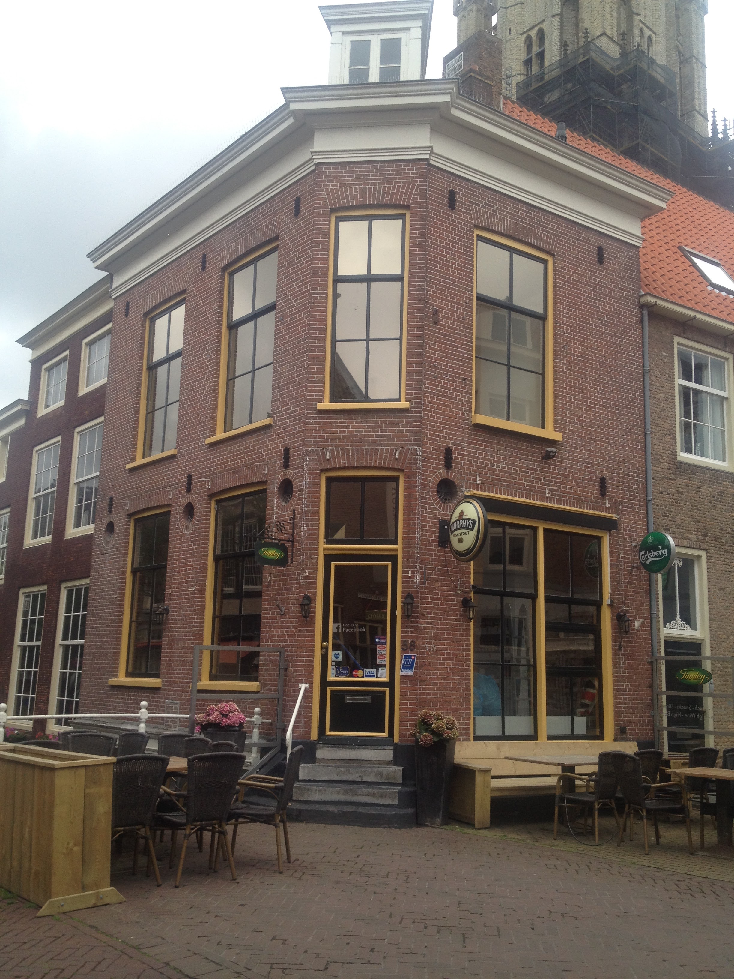 Delft - Clearview 40 gemonteerd op bovengedeelte van oude ramen op de eerste etage